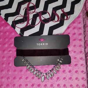 B2G1 FREE! Torrid NWT, Chocker & Necklace